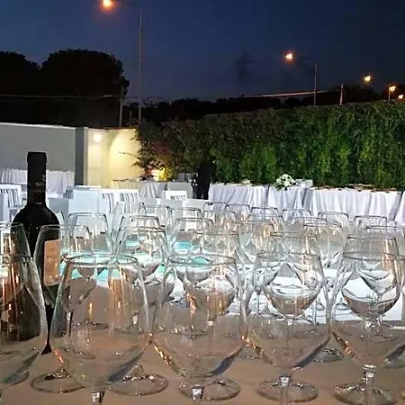 Sunshine Club Centro Benessere Hotel 4*