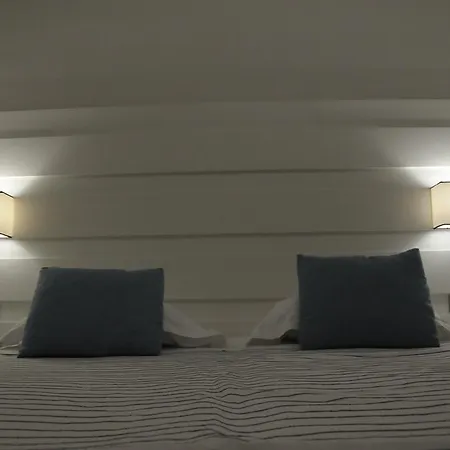 Sunshine Club Centro Benessere Hotel 4*